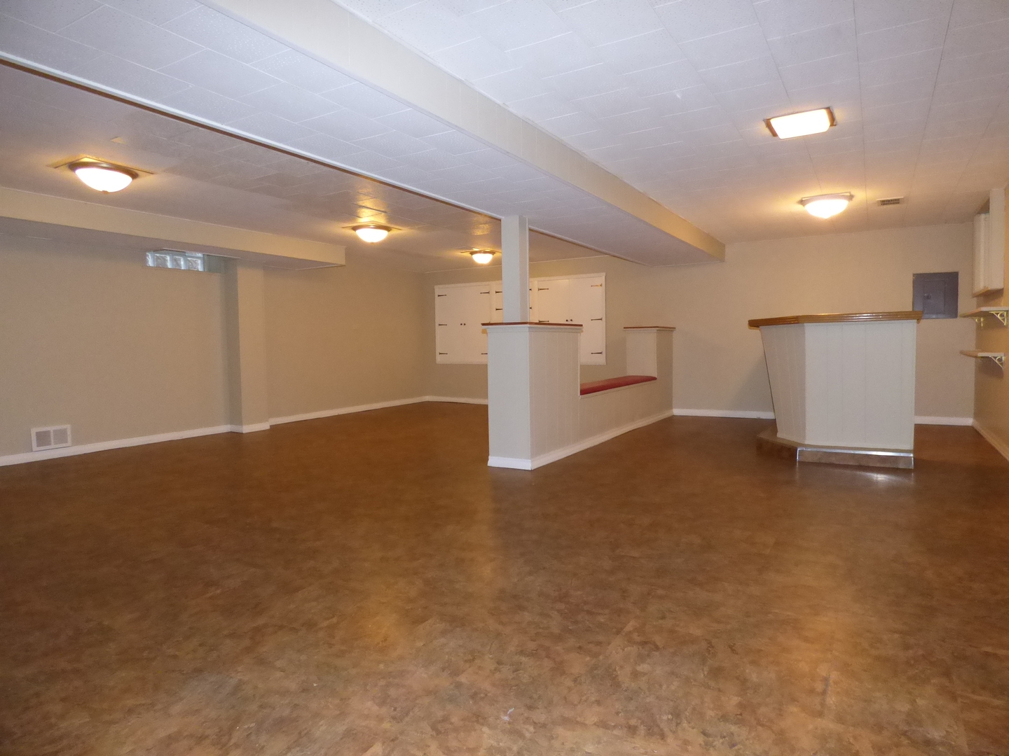 3541 Greenleaf Street Skokie, IL 60076 - Photo 13 of 18