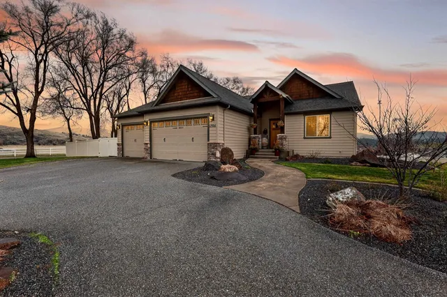 $750,000 | 19016 East 10th Lane, Greenacres, WA 99016