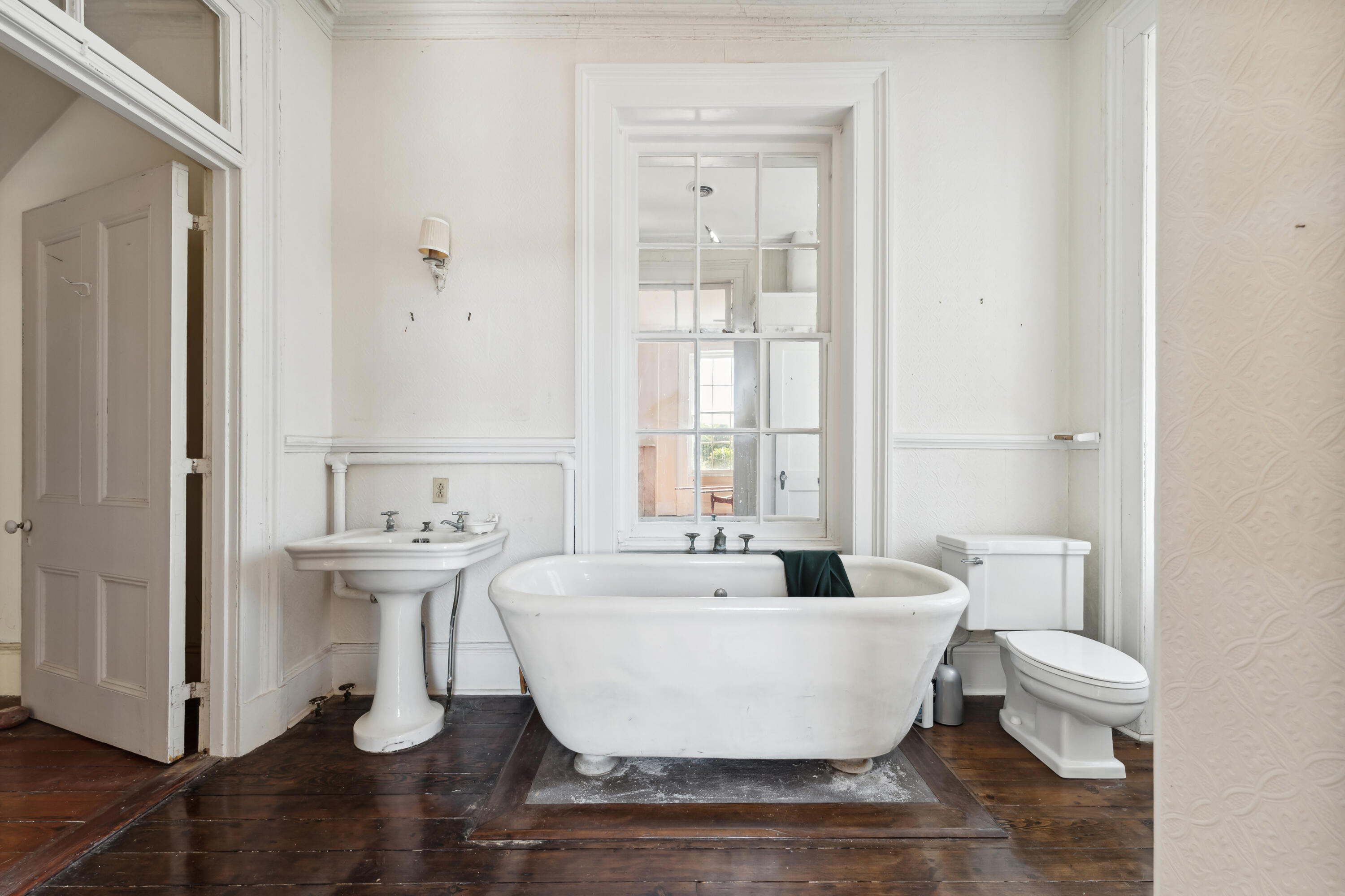 30 South Battery Charleston, SC 29401 - Photo 27 of 45 Full Bath