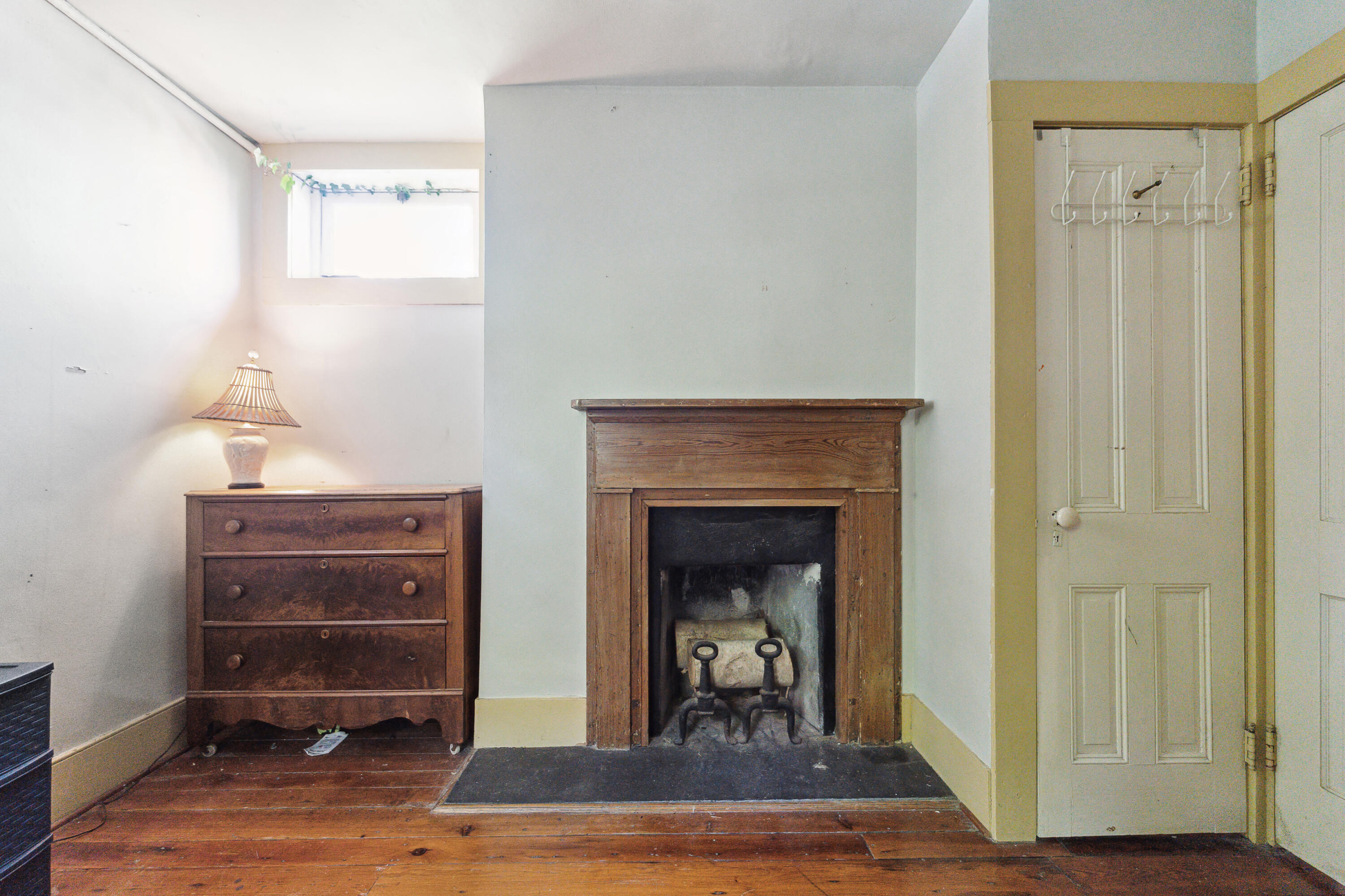 30 South Battery Charleston, SC 29401 - Photo 37 of 45 Carriage House Bedroom
