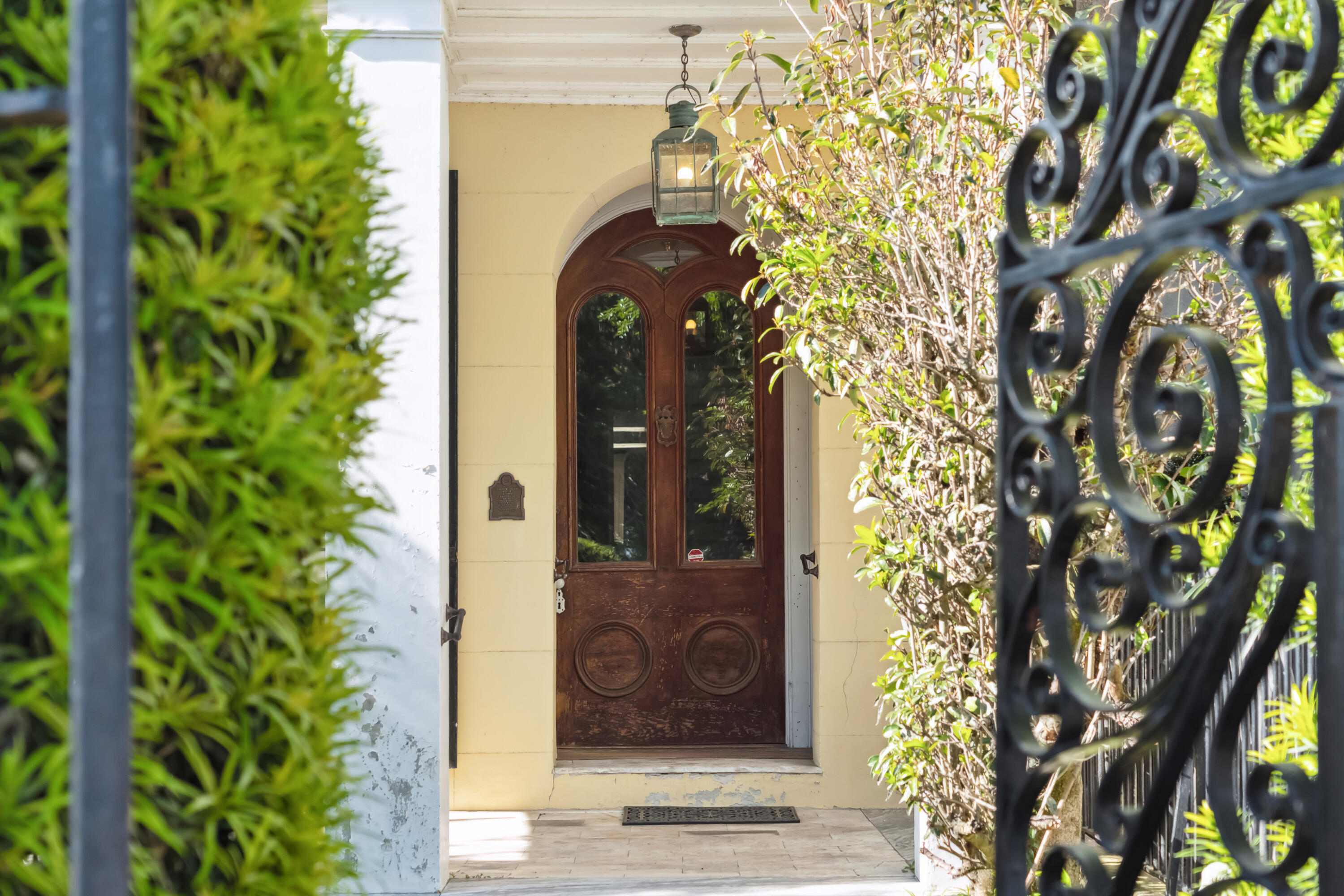 30 South Battery Charleston, SC 29401 - Photo 5 of 45 Front Entrance