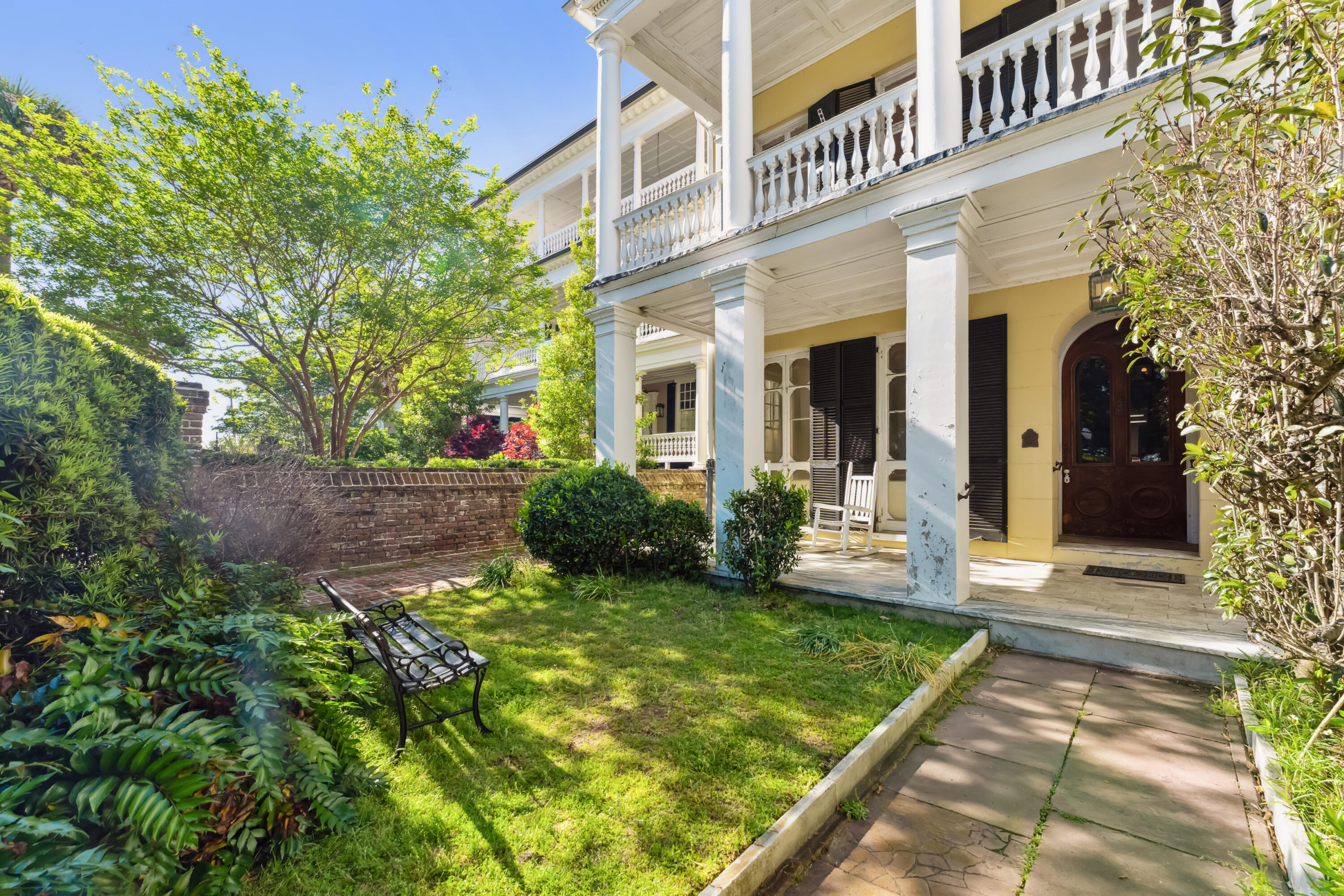 30 South Battery Charleston, SC 29401 - Photo 6 of 45 Front Entrance