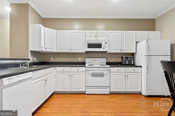 $1,625 | 205 Woodstone Drive, Unit 17, Athens, GA 30605