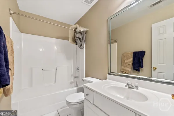 $1,625 | 205 Woodstone Drive, Unit 17, Athens, GA 30605