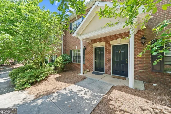 $1,625 | 205 Woodstone Drive, Unit 17, Athens, GA 30605