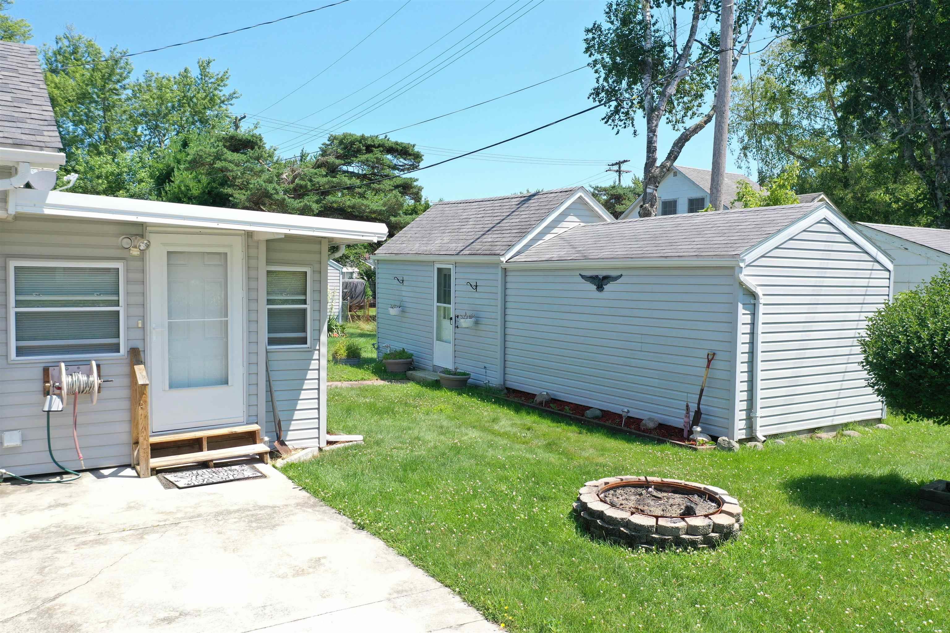 7422 Elm Road Lexington, MI 48450 - Photo 35 of 47 Gallery Image 35