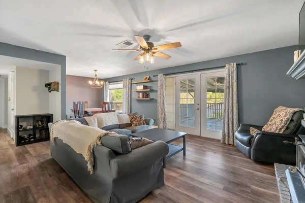 $375,000 | 124 Glen Cir Drive, Oroville, CA 95966