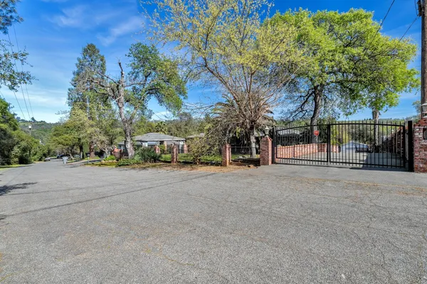 $375,000 | 124 Glen Cir Drive, Oroville, CA 95966