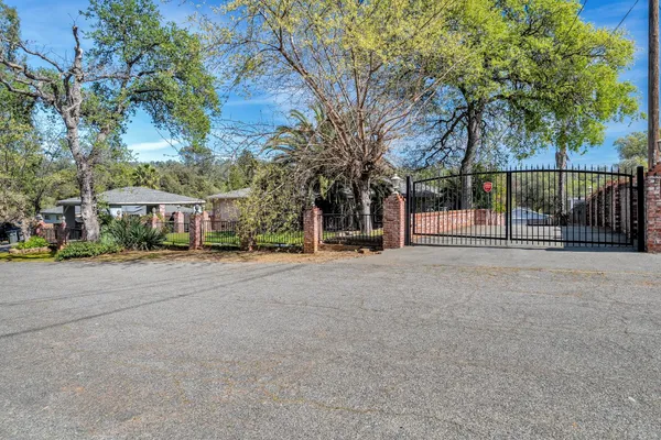 $375,000 | 124 Glen Cir Drive, Oroville, CA 95966