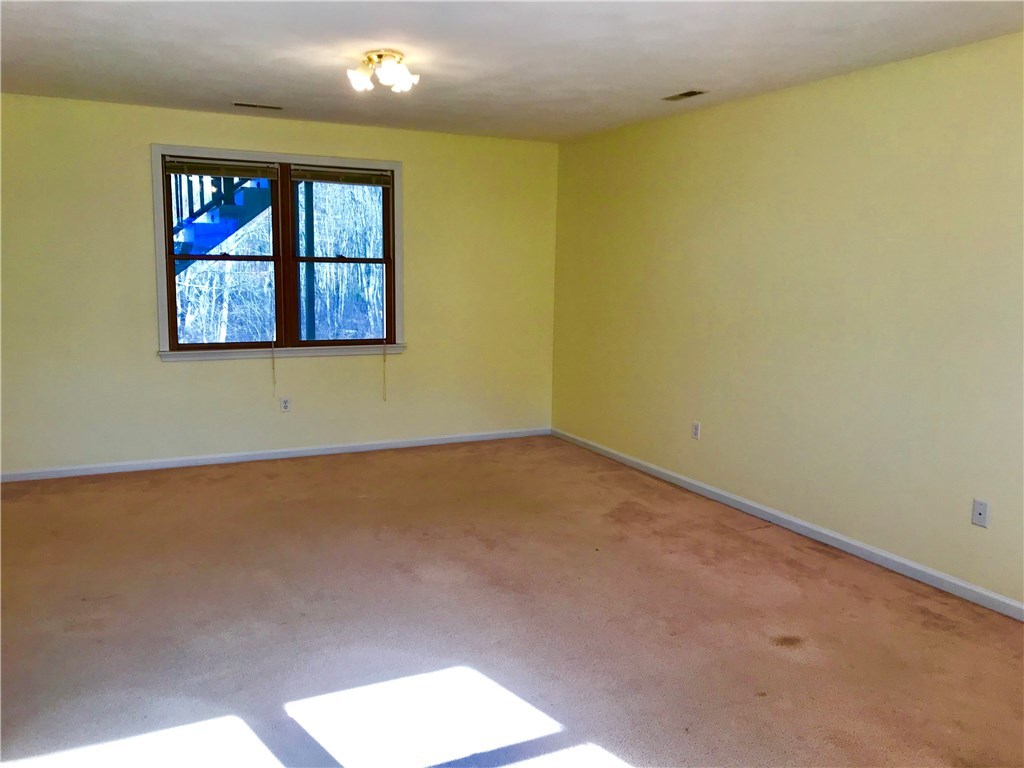 189 Blackrock Road Coventry, RI 02816 - Photo 14 of 22