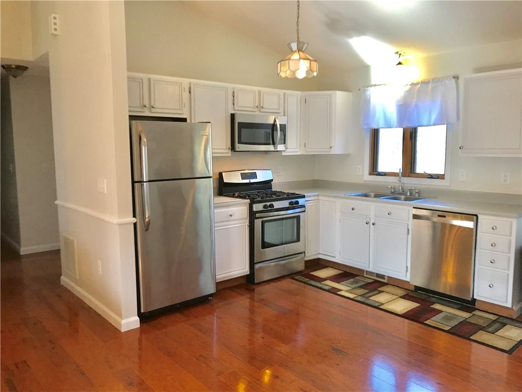 189 Blackrock Road Coventry, RI 02816 - Photo 2 of 22