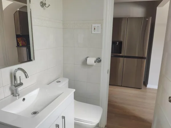 $2,500 | 5135 South Kenwood Avenue, Unit 501, Chicago, IL 60615