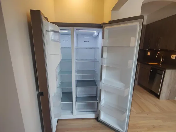 $2,500 | 5135 South Kenwood Avenue, Unit 501, Chicago, IL 60615