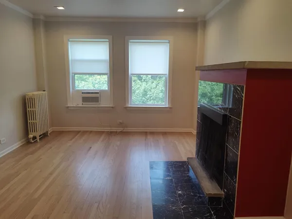 $2,500 | 5135 South Kenwood Avenue, Unit 501, Chicago, IL 60615