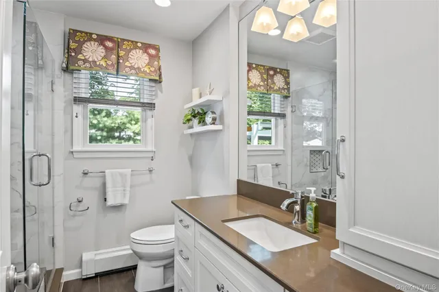 $749,000 | 5 Norma Lane, Kings Park, NY 11754