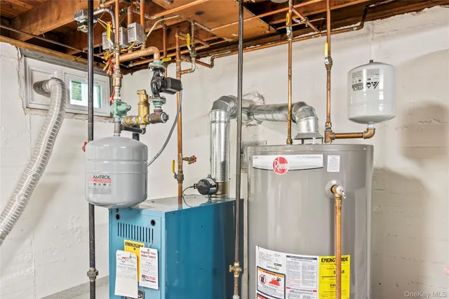 $749,000 | 5 Norma Lane, Kings Park, NY 11754