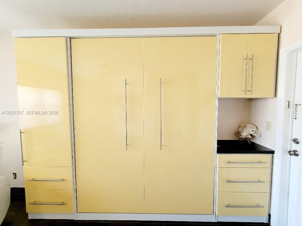 322 Harding Street, Unit B101 Hollywood, FL 33019 - Photo 7 of 25