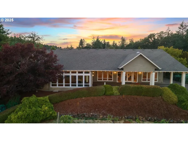 a view of an entryway