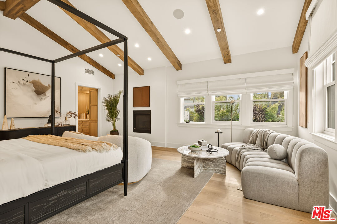 564 Rialto Avenue Venice, CA 90291 - Photo 20 of 47