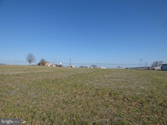 2540 Cape Horn Road Red Lion, PA 17356 - Photo 6 of 14 a view of an ocean