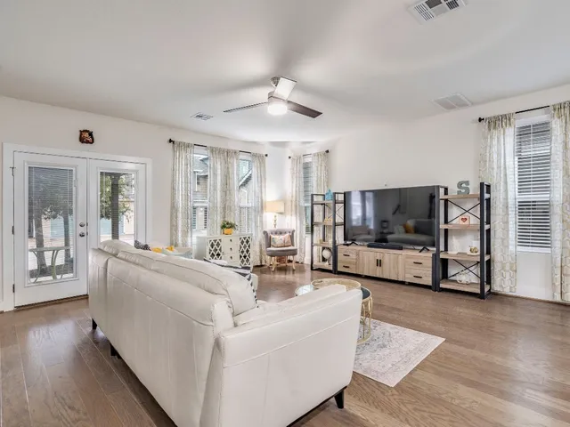 $2,350 | 7408 Merrick Lane, Unit 42, Austin, TX 78745