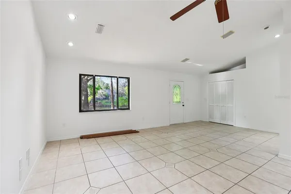 $749,000 | 17922 Clear Lake Drive, Lutz, FL 33548