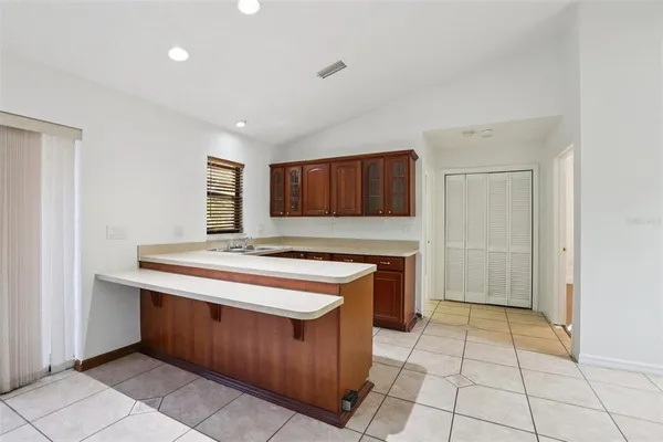 $749,000 | 17922 Clear Lake Drive, Lutz, FL 33548