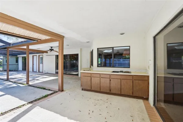 $749,000 | 17922 Clear Lake Drive, Lutz, FL 33548