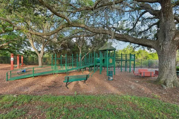 $749,000 | 17922 Clear Lake Drive, Lutz, FL 33548