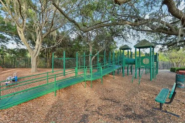 $749,000 | 17922 Clear Lake Drive, Lutz, FL 33548