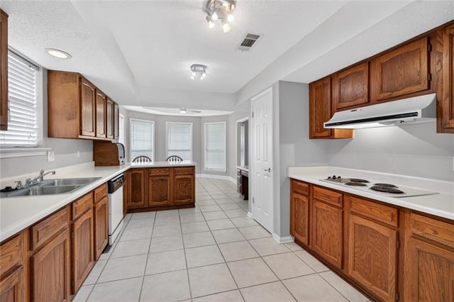 855 Cross Gates Boulevard Slidell, LA 70461 - Photo 4 of 15