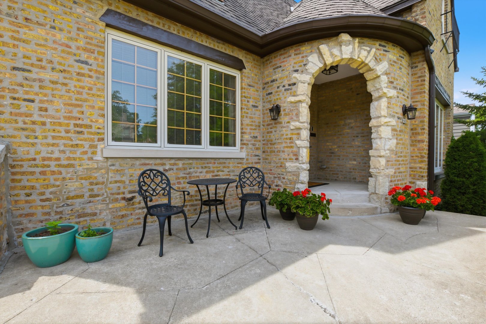 822 South Chester Avenue Park Ridge, IL 60068 - Photo 3 of 38