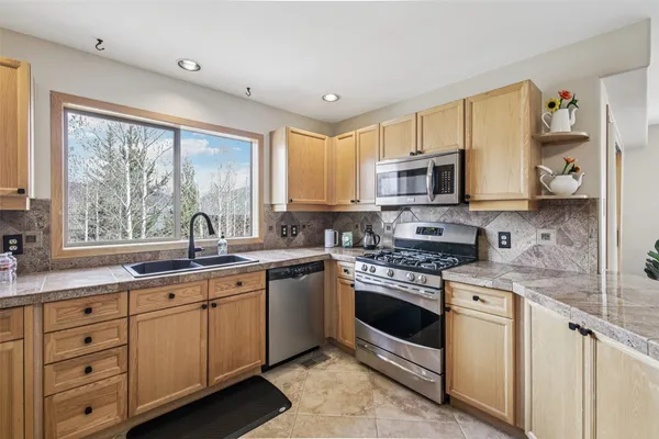$1,095,000 | 51 Sauterne Lane, Silverthorne, CO 80498