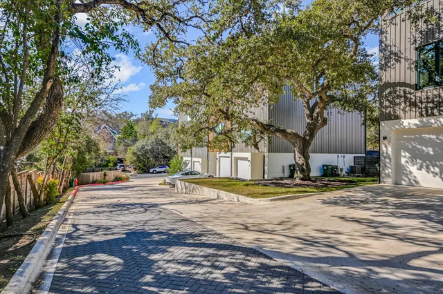 $4,000 | 410 West Alpine Road, Unit 3, Austin, TX 78704