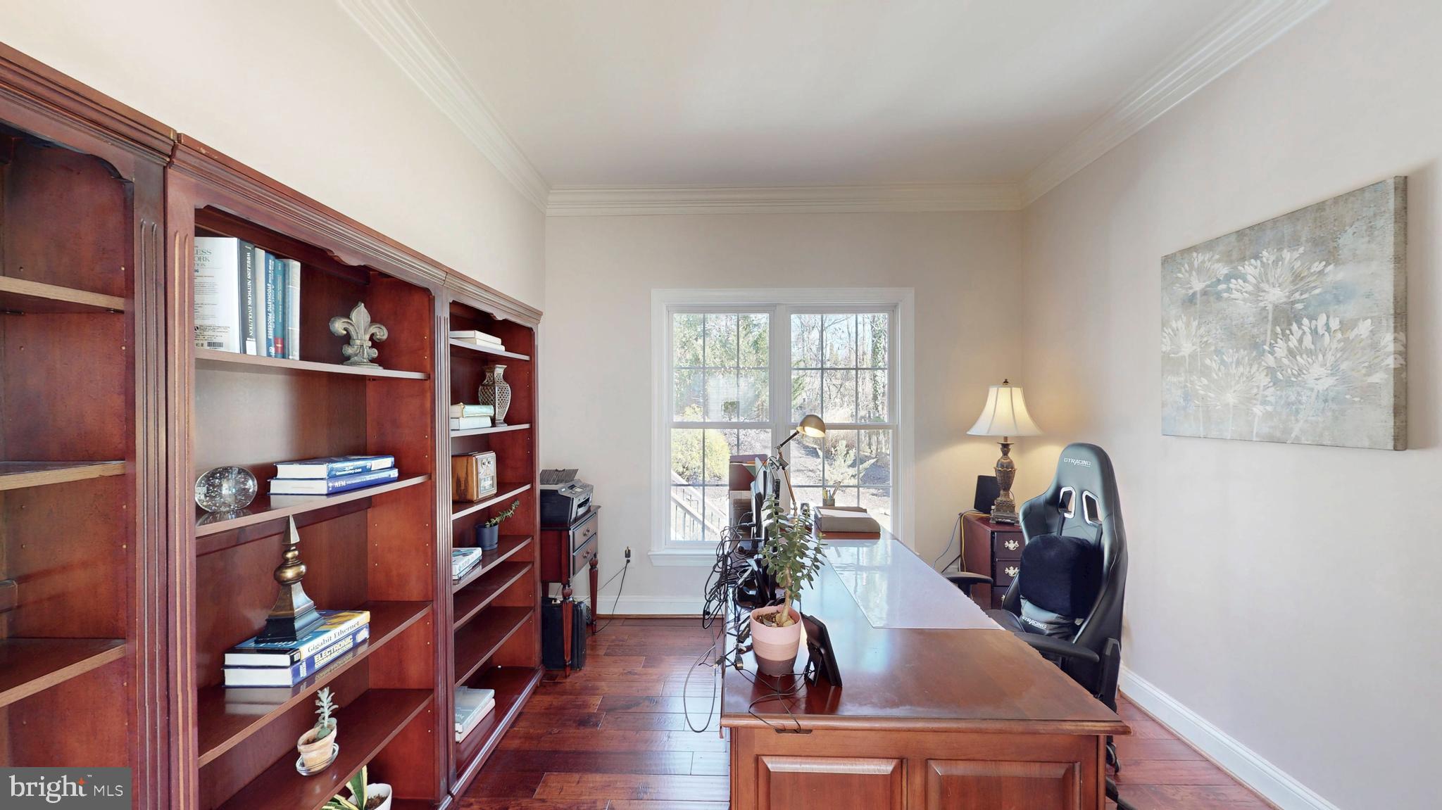 9728 Middleton Ridge Road Vienna, VA 22182 - Photo 8 of 81