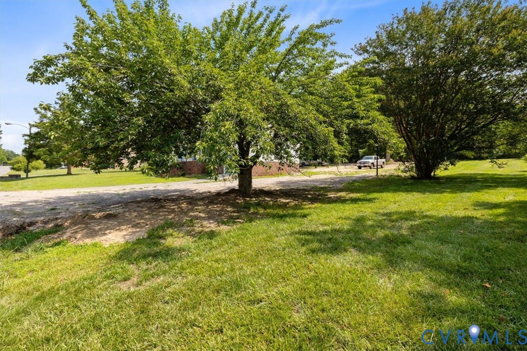 5217 Chesdin Road Petersburg, VA 23803 - Photo 22 of 26