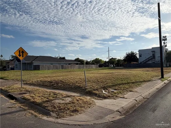 $135,000 | 800 South 15th Street, McAllen, TX 78501