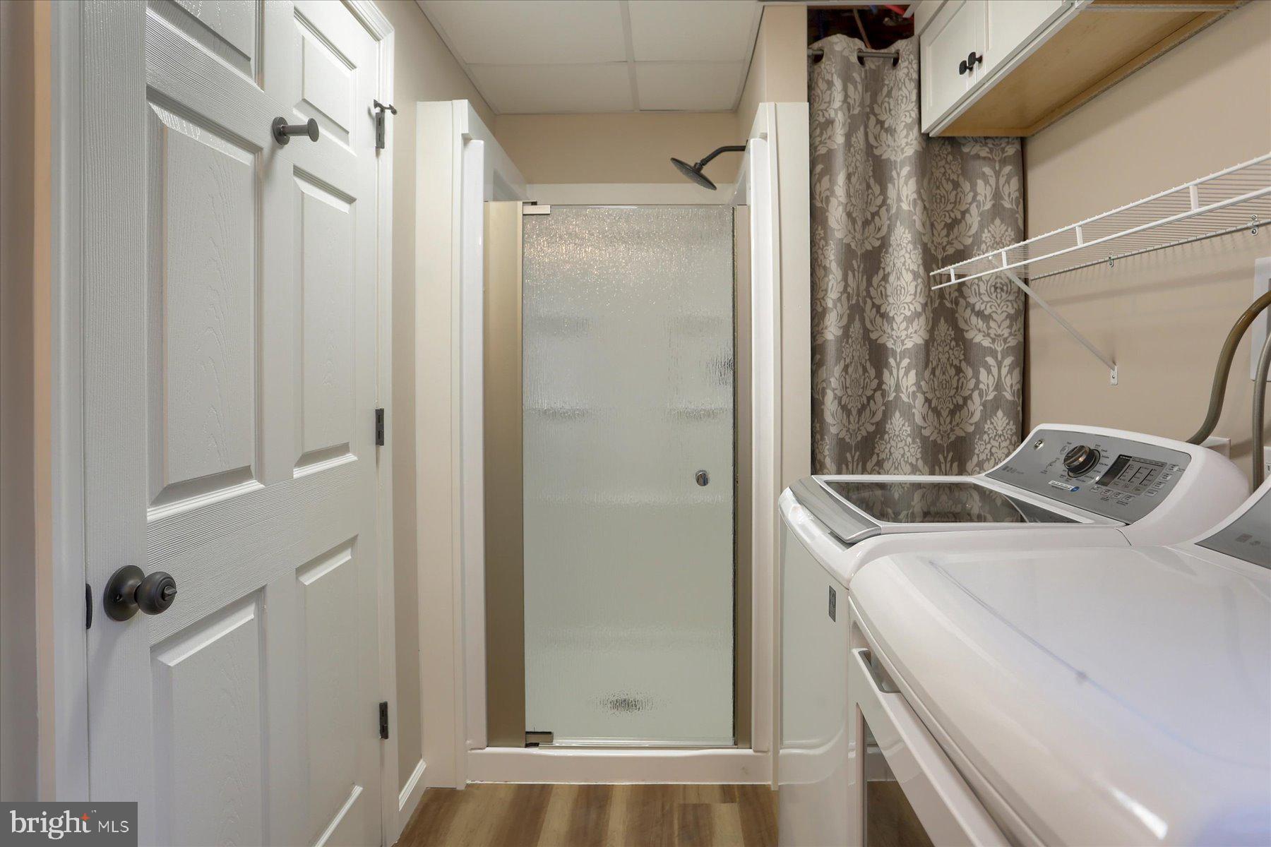 1348 Kuhn Road Boiling Springs, PA 17007 - Photo 29 of 45 Walk in shower...