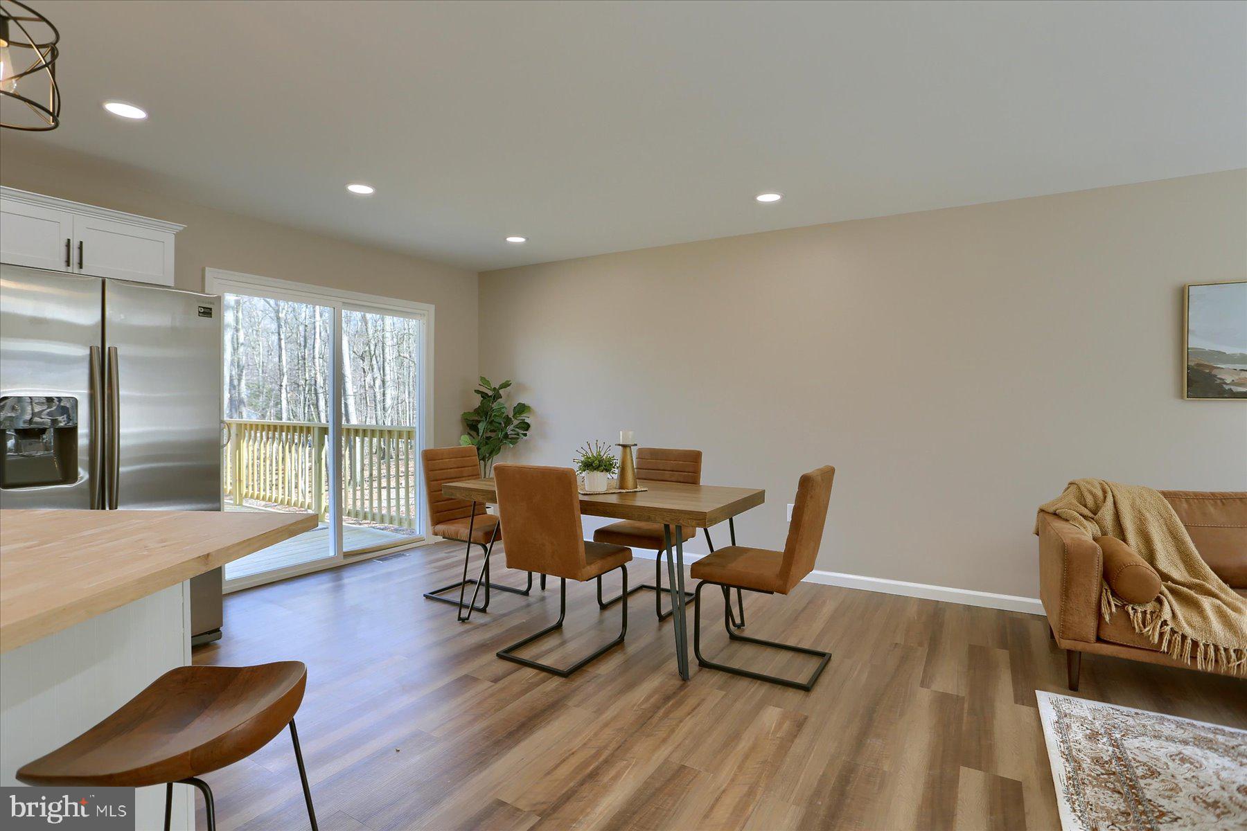 1348 Kuhn Road Boiling Springs, PA 17007 - Photo 3 of 45 The floorplan when you get to top of stairs.