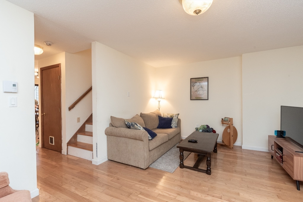 162 Ayer Road, Unit G5 Shirley, MA 01464 - Photo 12 of 36 Gallery Image 12