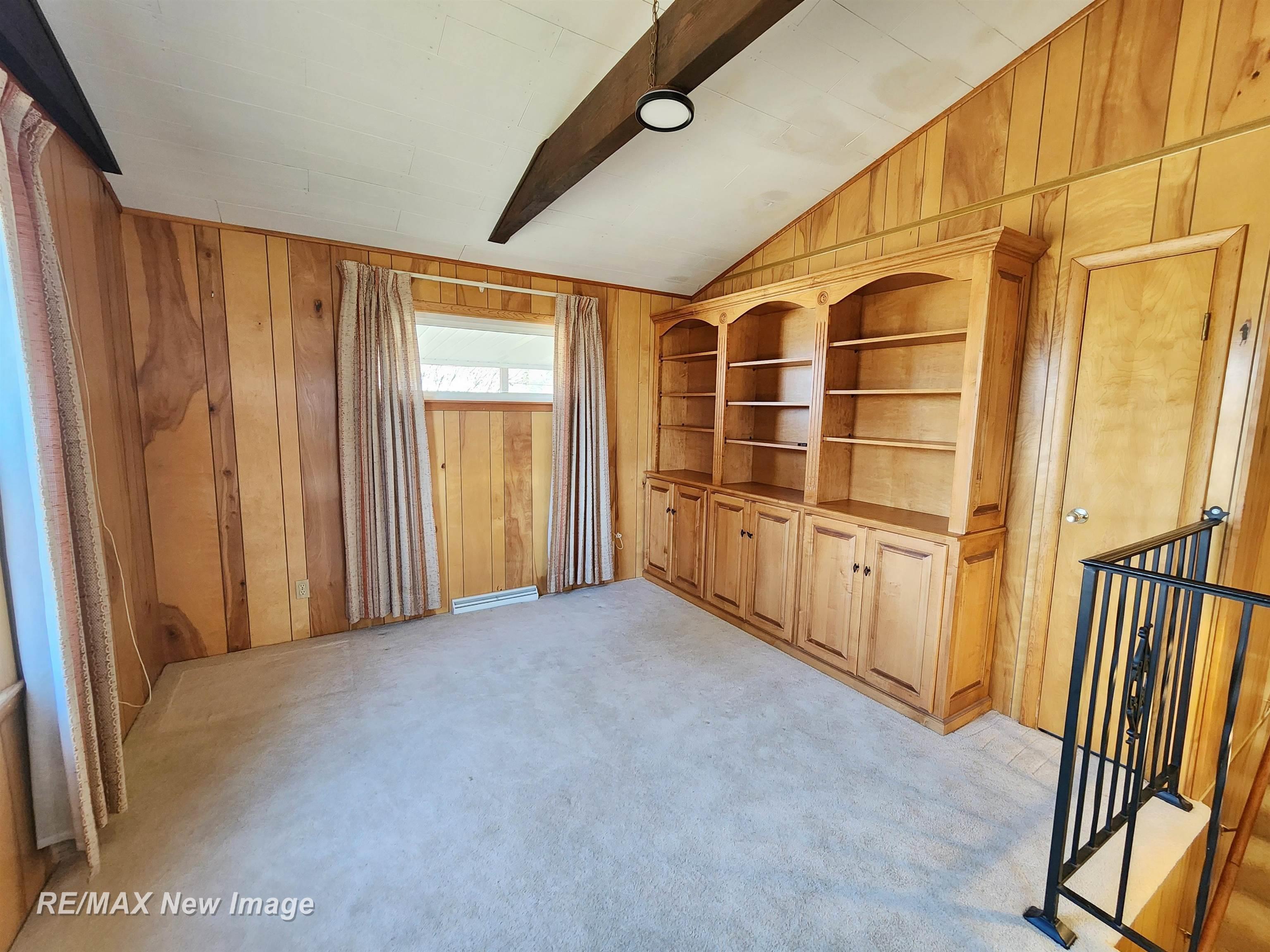 1140 South Miller Road Saginaw, MI 48609 - Photo 16 of 54 50168693-60e9eace-53e4-4b03-a99c-37ba12e0a2e3.JPG