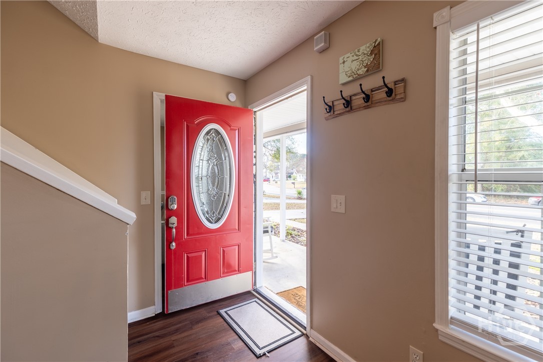 310 Mapmaker Lane Savannah, GA 31410 - Photo 4 of 34 Gallery Image 4