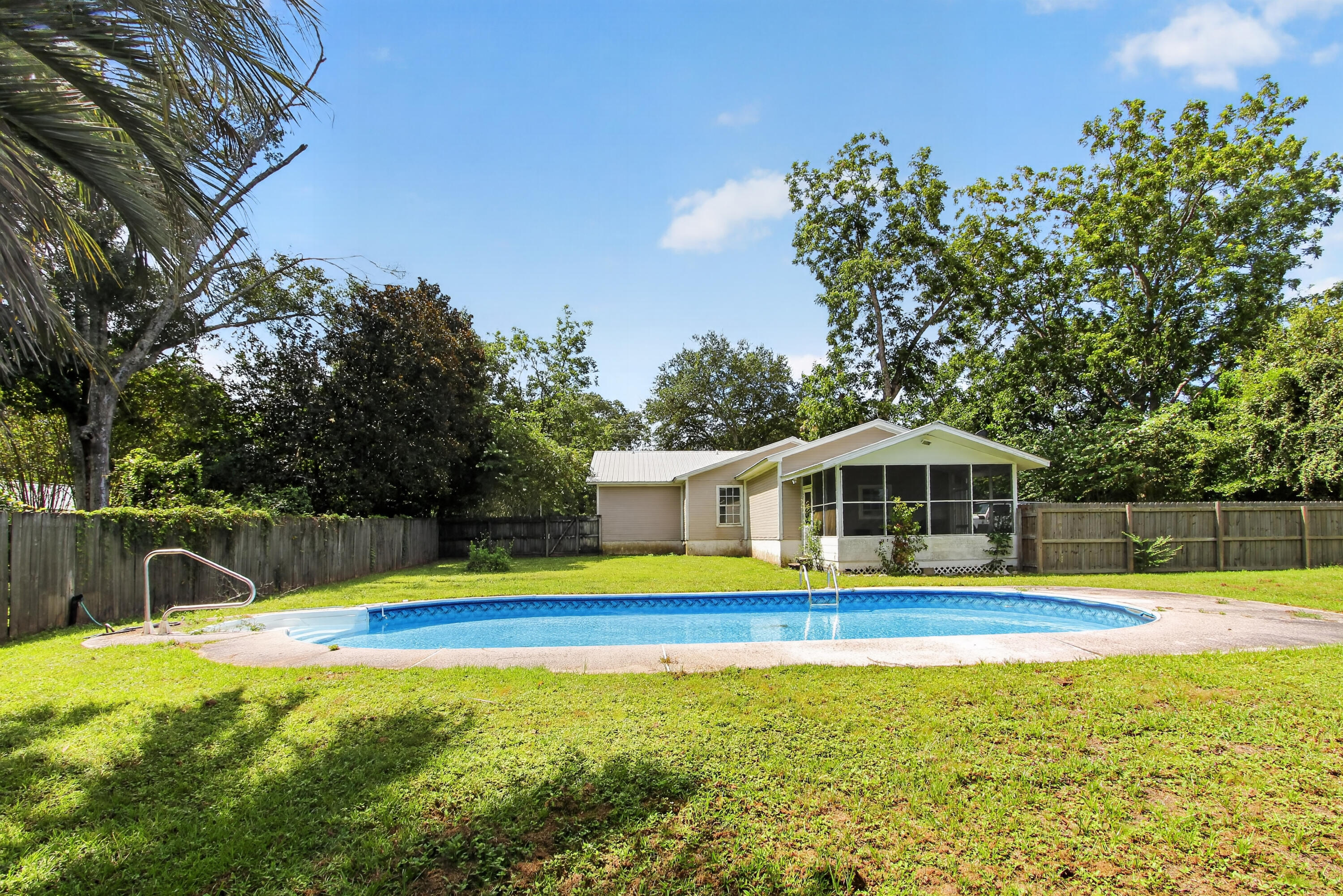 3017 Airport Road Crestview, FL 32539 - Photo 23 of 25 IMG_7389