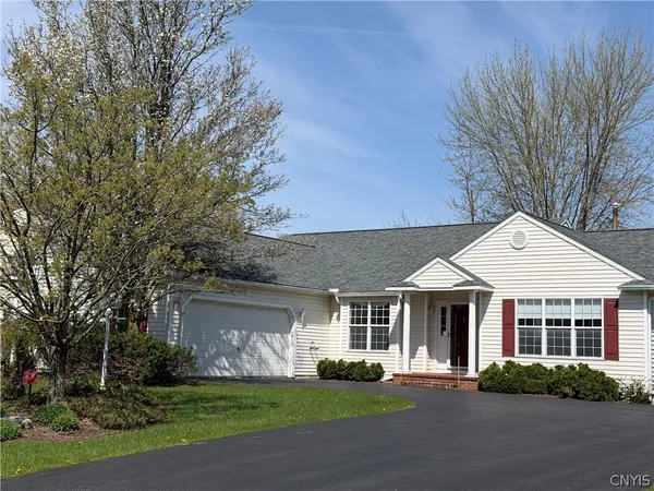 $469,000 | 6209 Julia Trail, Cicero, NY 13039