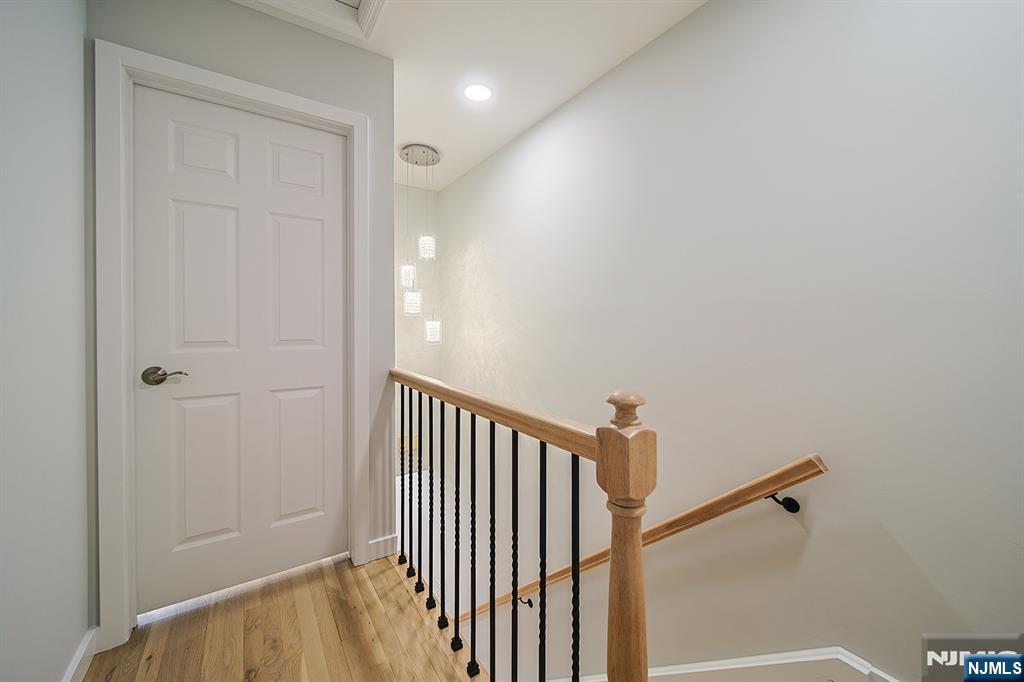 196 Madison Avenue, Unit 15 Cresskill, NJ 07626 - Photo 13 of 25