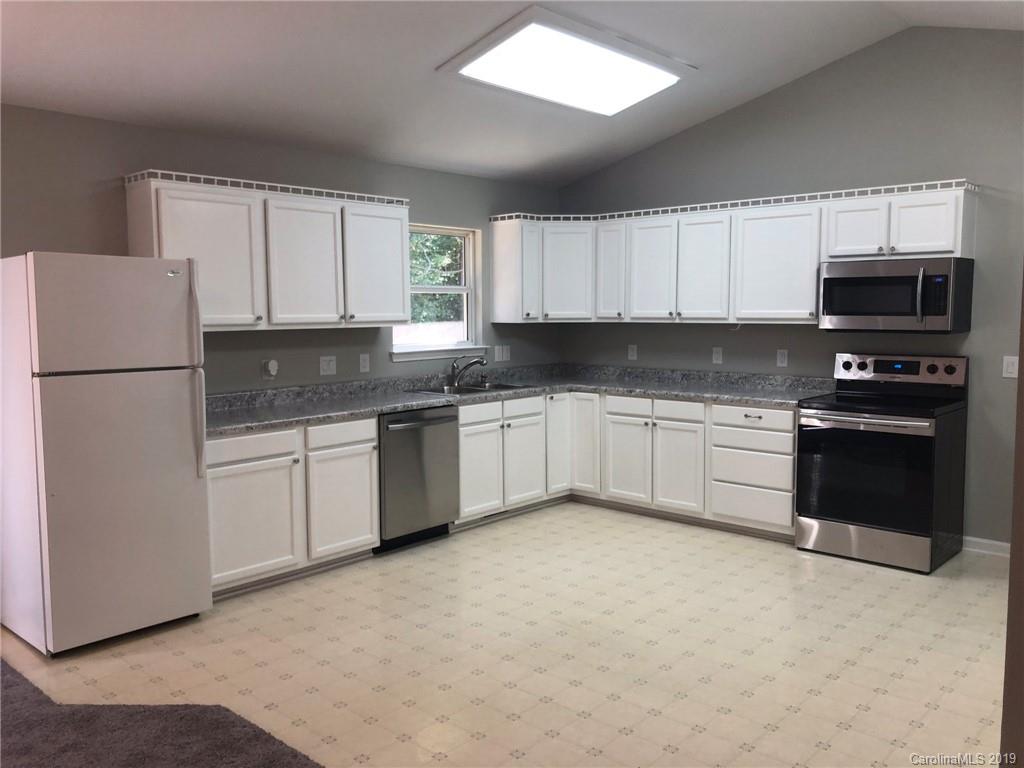 606 Willow Road Salisbury, NC 28147 - Photo 2 of 9