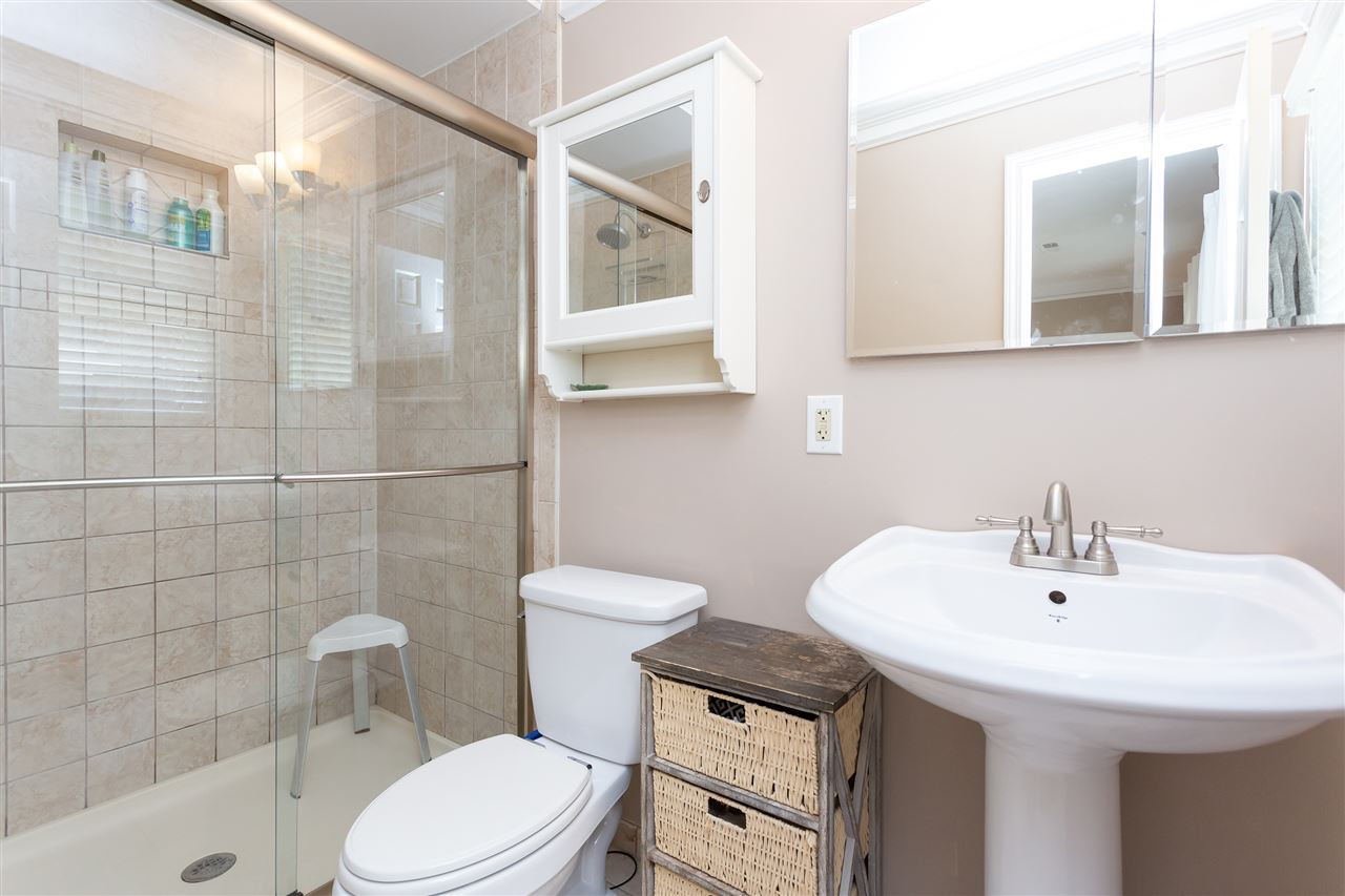 7701 Fiesta Way Raleigh, NC 27615 - Photo 12 of 27 Master Bath