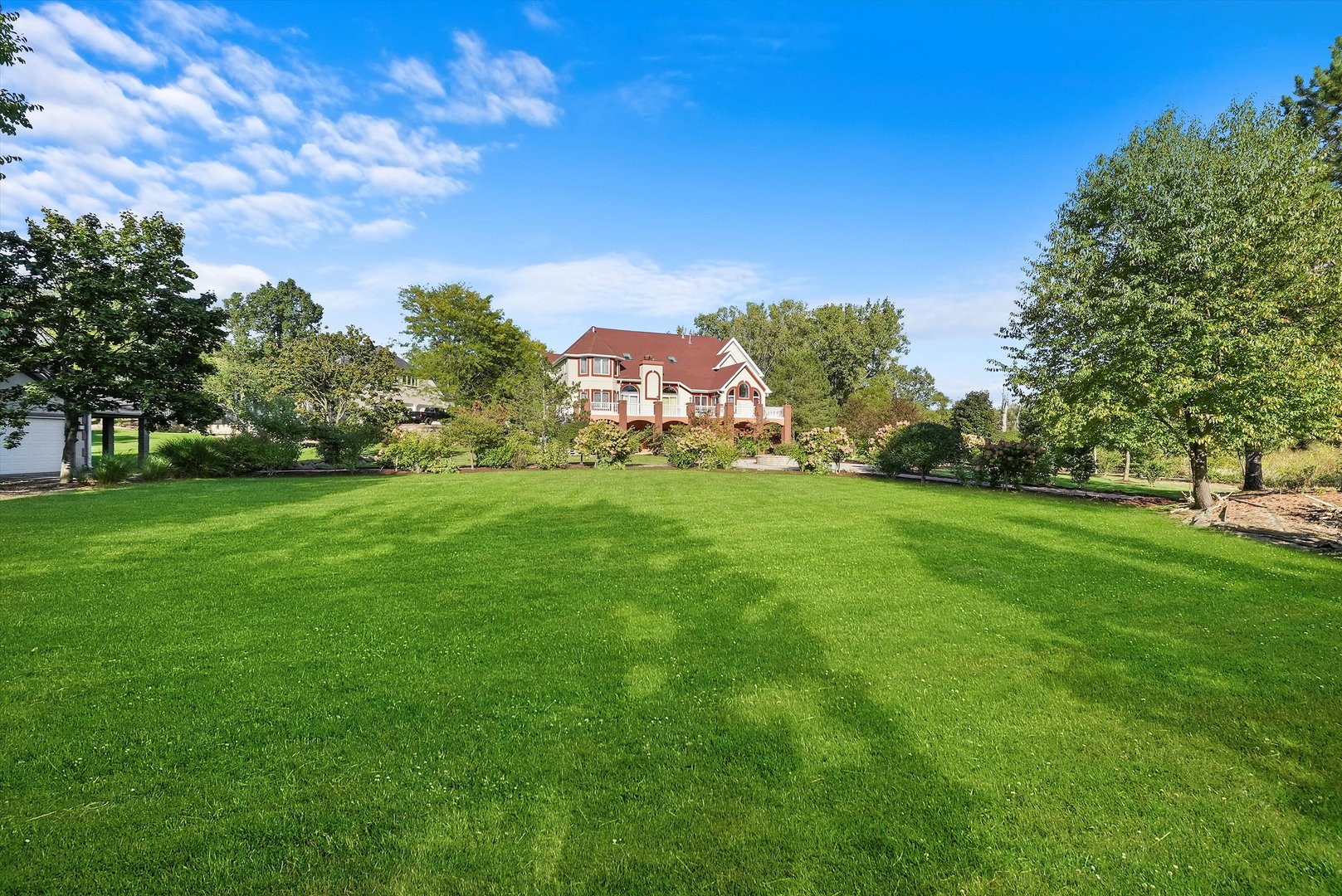 13220 Fox Lane Lemont, IL 60439 - Photo 36 of 43 a view of a field with grass and trees
