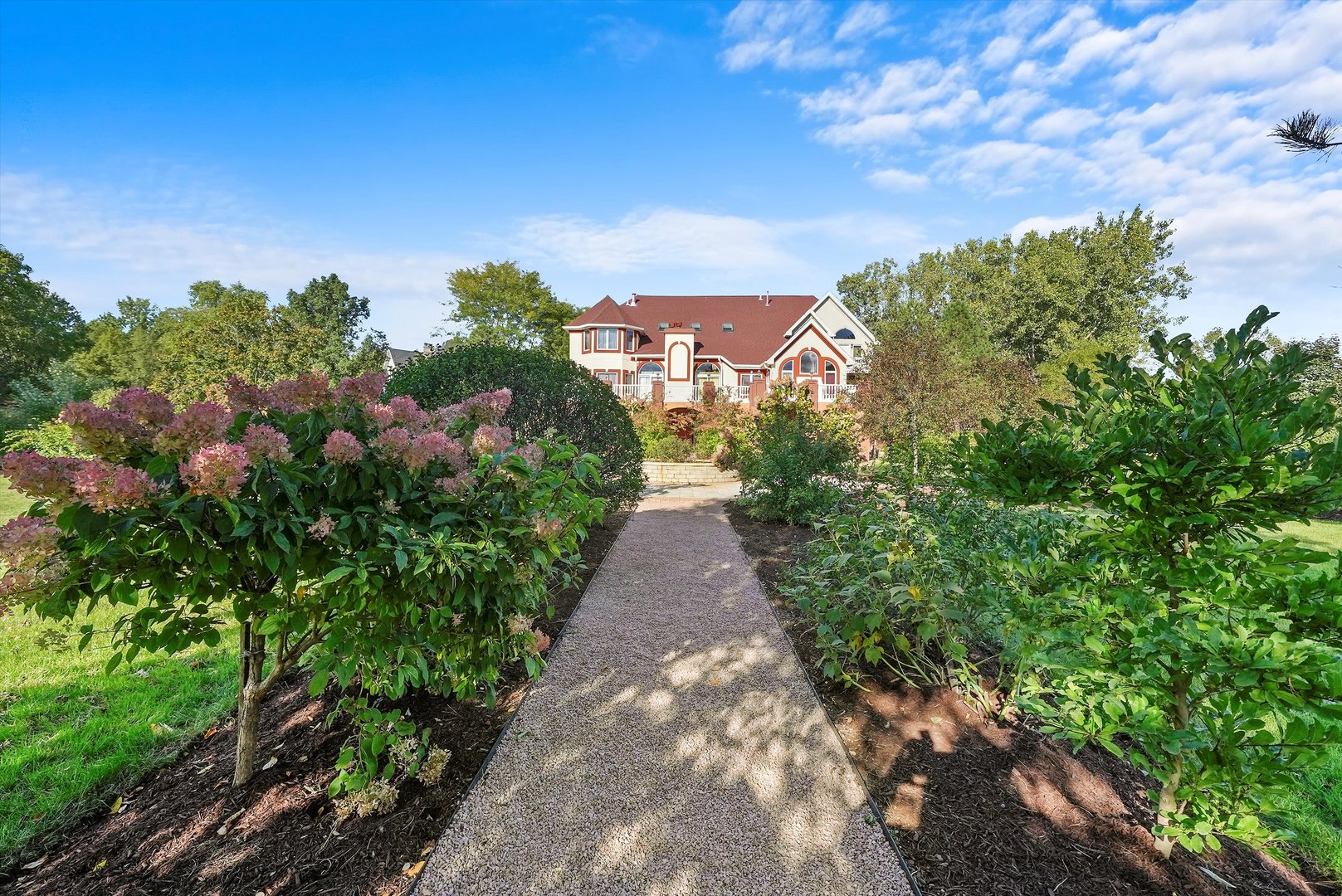 13220 Fox Lane Lemont, IL 60439 - Photo 38 of 43 a view of a pathway both side of yard