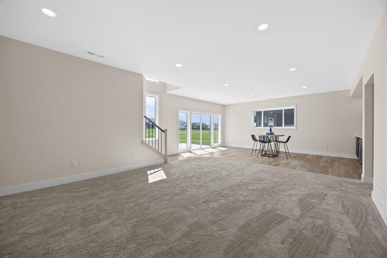 5501 Silver Rdg Road Marion, IA 52302 - Photo 32 of 41 Gallery Image 32
